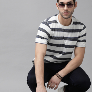 Polo homme personnalisé élégant et uni, en coton biologique 200g, noir et rouge, style asiatique, pour la famille - Product Image 4