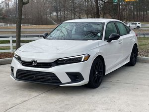 Honda Civic Sport d'occasion propre 2023 - Product Image 3