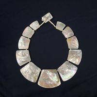 Collier en nacre personnalisé à bas prix pour un cadeau, collier minimaliste en nacre
