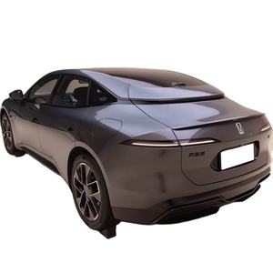 Vehículo de Nueva Energía 2024 de Lujo, Ejecutivo, Convertible a Gasolina/Diésel, 4 Asientos, con Asientos de Cuero, para Asia (Usado) - Product Image 5