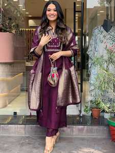 La Mã Lụa Thêu Làm Việc 3 Mảnh Kurti Set & Kurta Pant Dupatta Set Phụ Nữ <span class=keywords><strong>Kurtis</strong></span> Cho Phụ Nữ Trong Ấn Độ Phụ Nữ Dân Tộc Quần Áo - Product Image 4