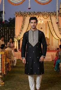 Nouveauté Kurta Pyjama en Mélange de Soie Léger Design Tendance Prêt à Porter Vêtement Formel et Décontracté Livraison Rapide - Product Image 2