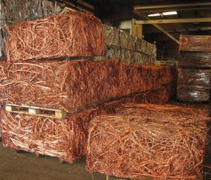 Chatarra de alambre de cobre de alta calidad 99.99% pureza limpia brillante y lista para reciclar chatarra de alambre de cobre puro Premium 99.99% disponible - Product Image 1