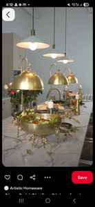 Elegante plato de frotamiento de acero inoxidable con acabado dorado, perfecto para mantener la comida caliente durante las celebraciones - Product Image 3