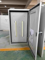 Tableau de distribution électrique compact en PP pour circuits de branches haute densité avec système de barres omnibus pour éclairage et disjoncteurs miniatures