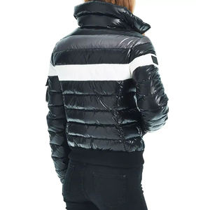 Adorable chaqueta acolchada para mujer, venta al por mayor, uso al aire libre, soporte de poliéster, venta al por mayor, chaqueta acolchada para mujer - Product Image 5