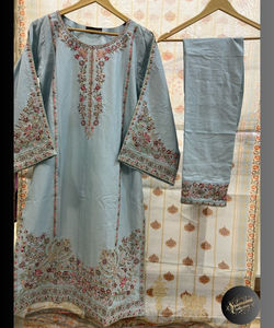 SSUMAIRA Premium Quality Pakistanais Mariage/Party Wear Brodé 3 Pièces Ensemble avec Bordure Brodée Pantalon Diamants Dupatta - Product Image 2