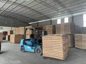 แผ่นไม้อัดอะคาเซียแกนวีเนียร์ขนาด2มม. สำหรับงานร่วมสมัยสำหรับไม้อัดไร้หน้าจากประเทศเวียดนาม - Product Image 3