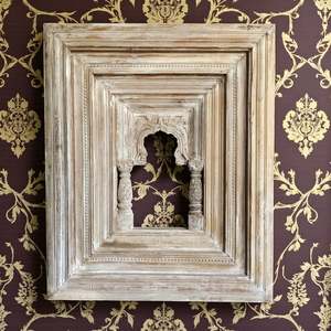 Marco Jharokha Ornamentado, Letrero de Pared de Madera Hecho a Mano - Product Image 2