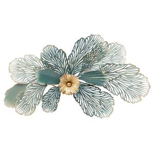 Beautiful artistic hand finished metal <b>wall</b> art floral design offering timeless style perfect for modern traditional interiors - Product Image 2