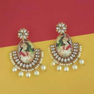 Kriaa Padmavati inspiré plaqué or Dangler Vintage Trendy Drop Design classique religieux bois cuivre Jhumki pour les fêtes-1315129 - Product Image 1