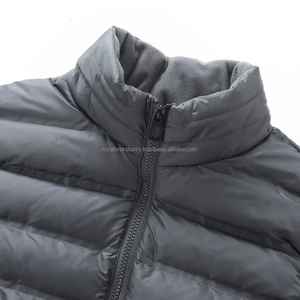 Veste sans manches décontractée d'automne pour hommes Gilet d'hiver chaud et épais pour hommes Gilet imperméable à la mode pour hommes - Product Image 3