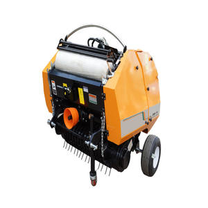 Presse à balles rondes à quatre roues / Équipement agricole pour balles rondes / Machine à balles / Mini-presse à foin avec garantie d'un an à vendre - Product Image 1