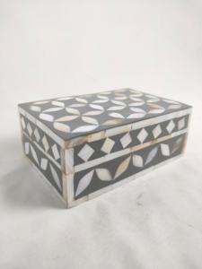 ตุ๊กตาเรซินเทวดางานฝีมือที่ประณีตเป็นมิตรกับสิ่งแวดล้อมของตกแต่งบ้านสร้างขึ้นในอินเดีย - Product Image 6