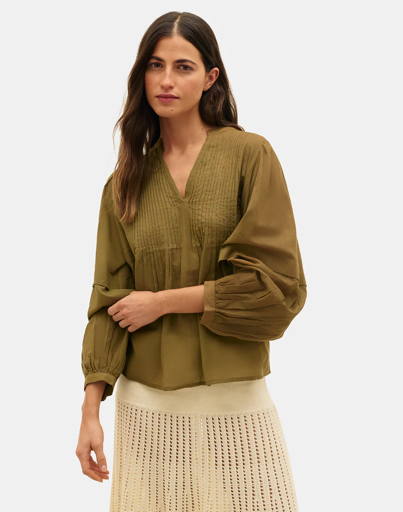 สีน้ำตาล