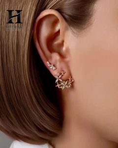 Pendientes de Diamantes Florales Personalizados, Proveedor de Joyería Premium para Diamantes Naturales y Cultivados en Laboratorio - Product Image 3