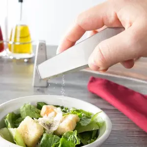 Ensemble de salière et poivrière pyramidale en acier inoxydable OEM en vrac distributeur d'assaisonnement en métal de table pour cuisine et salle à manger - Product Image 6