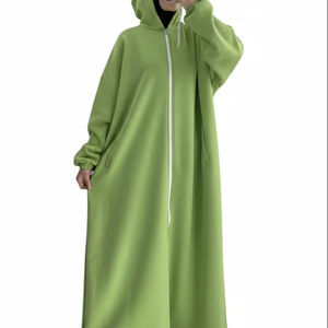 Sweat-shirt à capuche personnalisé de haute qualité pour femmes, en molleton de qualité supérieure, style streetwear haut de gamme. - Product Image 1