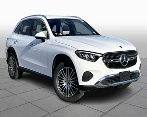 Mercedes-Benz GLC 300 AWD 4MATIC 2025 Usado en Excelentes Condiciones - Listo para Enviar - Product Image 4