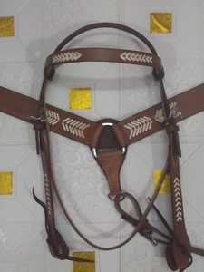 Ensemble de collier de poitrine à pois foncés réglables et confortables durables pour l'exportation mondiale - Product Image 4