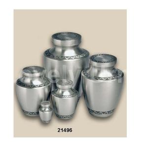 Urnas de plata de hoja grabada Urna funeraria Urna de cremación para cenizas humanas-Hecho a mano en latón-Adecuado para cementerio Juego de 5 piezas - Product Image 1