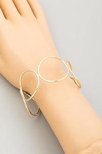 Bracelet ouvert ligne en métal doré 18 carats Bijoux personnalisés Version géométrique large laiton galvanisé PAR HF CRAFTS - Product Image 3