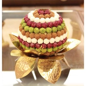 Nouvel arrivage de bols de couleur or en laiton de dernière conception pour servir des chocolats et des desserts faits à la main et élégants ensemble de 2 bols - Product Image 6