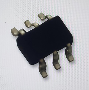 Comparador Analógico 00418 de Alta Velocidad, 1 Canal, 3.5 Ns, 2.5V a 5.5V, SC-70, 6 Pines, Serie MA de ANALOG DEVICES - Product Image 1