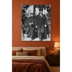 Fida Atatrk et Latife Hanm dans le jardin, impression sur toile noir et blanc - Product Image 4