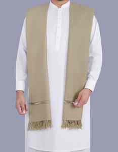 ผ้าคลุมไหล่ขนสัตว์สำหรับผู้ชายฤดูหนาว พรีเมียม นุ่ม ระบายอากาศได้ดี สีพื้น ดีไซน์ดั้งเดิม หรูหรา น้ำหนัก 300 กรัม - Product Image 4