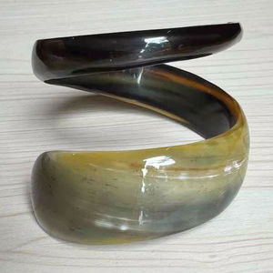 Brazaletes de Cuerno de Búfalo Natural, Joyería Artesanal de Cuerno de Búfalo - Product Image 1