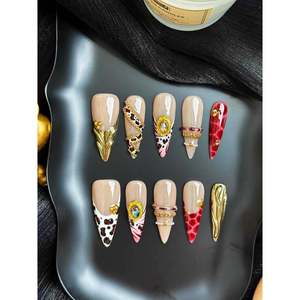 Imperial Relic Press on Nail: Elegante accessorio per nail art - Product Image 1