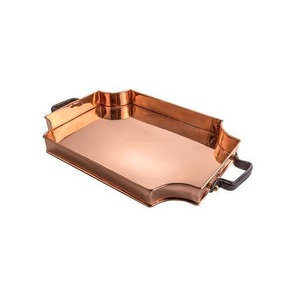 Plateau de décoration intérieure en laiton idéal pour organiser des bijoux de clés ou de petits objets essentiels tout en ajoutant une pièce d'accent élégante et élégante - Product Image 6