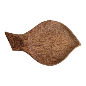 Vente en gros d'assiettes à feuilles en bois Décor Vintage Leaf Acacia Assiettes à dîner pour aliments Offre Spéciale de feuilles en bois - Product Image 1