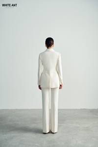 Traje de Blazer Elegante para Mujer, Etiqueta Personalizada, Chaqueta Camisa Amity, Tejido de Rayón y Elastano, Papel de Envolver, Whiteant Vietnam - Product Image 5