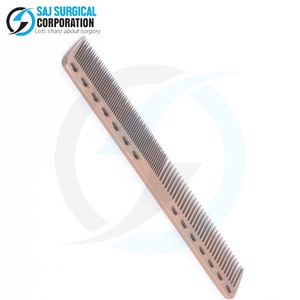 Peine de peluquero de doble cara de alta calidad de acero inoxidable con dientes anchos y finos para un estilo y corte versátiles - Product Image 2