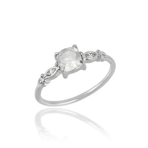 Anillo de Plata de Ley 925 con Cuarzo Rosa y Circonitas, Joyería Elegante para Fiesta, Unisex, con Engaste de Puntas, Ideal para Regalo - Product Image 1