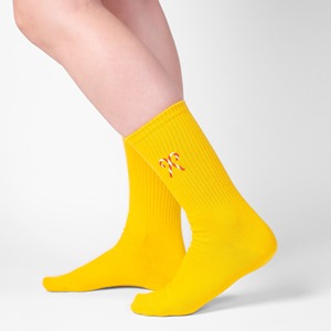 Venta al por mayor de calcetines bordados dulces de Navidad multicolor logotipo personalizado hombres mujeres calcetines de vacaciones para niños adultos directo de fábrica - Product Image 3