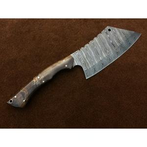 Cuchillo de cocina de estilo japonés hecho a mano, cuchillo de chef de acero de Damasco de alta calidad con mango de cuerno, producto personalizado. - Product Image 5