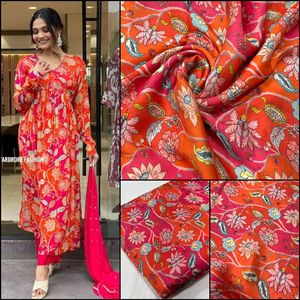 Tissus d'impression numérique rose bébé en polyester de bonne qualité pour les vêtements et les offres vestimentaires en gros - Product Image 6