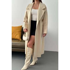 Abrigo Beige de Invierno al por Mayor con Tela Tejida y Detalle en los Puños - Product Image 5