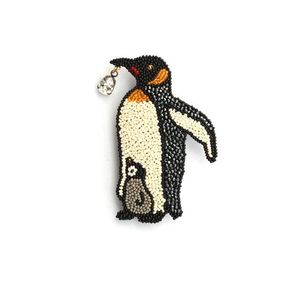 Venta al por mayor hermosos broches de moda nuevo diseño lingotes broches de alambre tela bordada mejor calidad bajo precio-con cuentas - Product Image 5