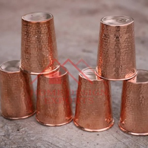 Vaso de cobre hecho a mano de último diseño, vaso de cristal de 250 ML, vasos de cobre para bebidas, taza para decoraciones de mesa, mula de cobre puro 100% - Product Image 3