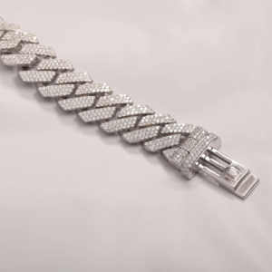 Chaîne de rappeur style cubain en argent sterling 925 de 14mm plaqué or 18 carats pour hommes Bijoux de corps en diamant Moissanite pour les fêtes - Product Image 3