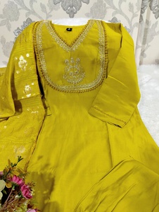 Ensemble de 3 pièces pour femmes à la mode broderie travail manuel magnifique tenue ethnique pour les fêtes de mariage habillage de fête imprimé ample - Product Image 2