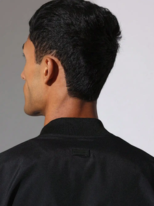 Chaqueta Cortavientos reversible impermeable totalmente personalizada con cremallera Colores contrastantes Diseño de invierno informal de alta calidad - Product Image 5