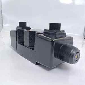 Válvula Solenoide DG4V-3-2C-M-U-H7-60 DG4V-3-2A-M-U-H7-60 DG4V-3-6C-M-P2-T-52 DG4V5-2CJ-MUH6-20 Válvula de Control - Product Image 3