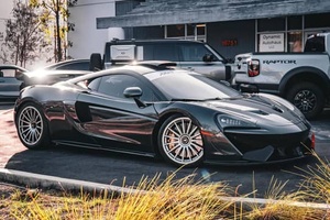 (F&2) McLaren 620R Usado del 2020 - Product Image 2