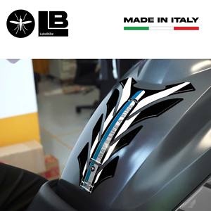 Cover serbatoio adesivo 3D in resina BMW moto protezione serbatoio nero-bianco - Product Image 3