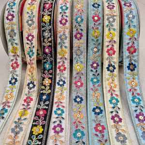 Cintas y cordones bordados a máquina por encargo en cuatro colores 2 pulgadas de ancho Varios diseños para vestidos de novia - Product Image 2